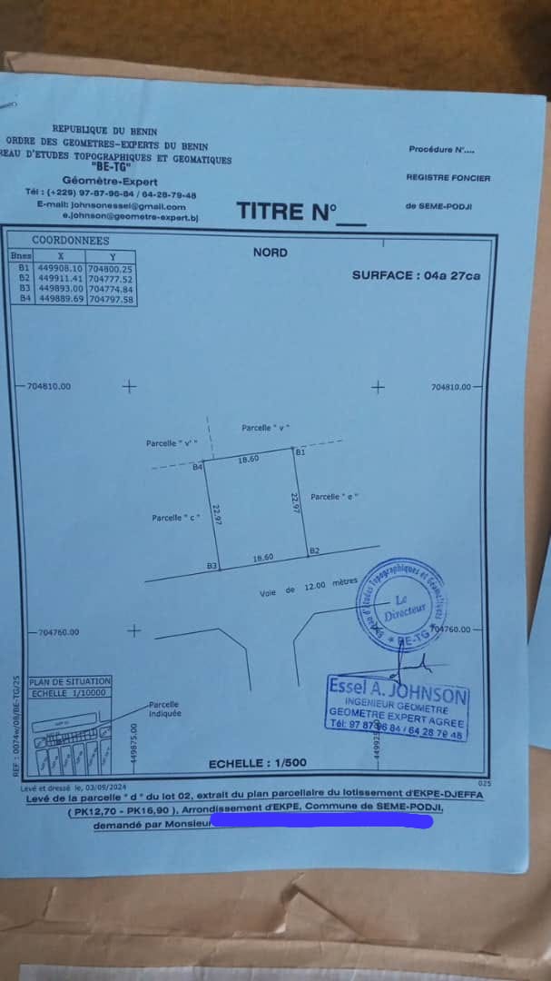 Lire la suite à propos de l’article 2 Terrain a vendre 376 m² et 427 m² au total :803 m²